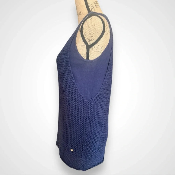DONNA‎ KARAN Women's Navy Blue Sleeveless Crochet and Knit Top Small | NWT - Picture 3 of 8